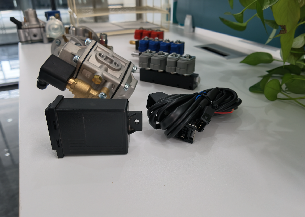 Kit GNV 5 Generación para Motores de 3 Cilindros  Kit de Conversión GNV/GLP Profesional